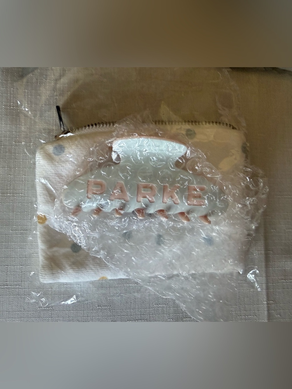 Parke “Sprinkle” Claw Clip in Bag with White with Pastel Dots- NWT
